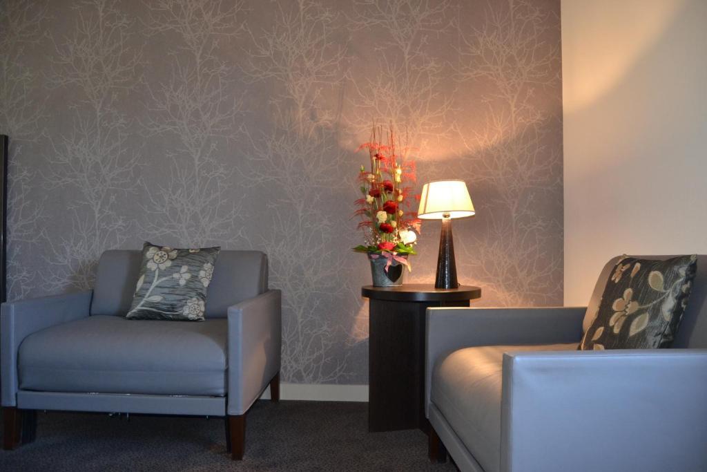 Hotel Reine Mathilde 2*